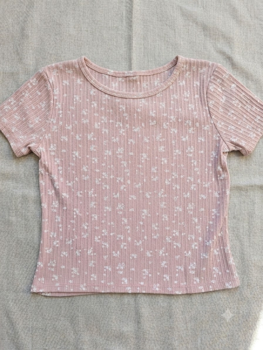 Nordstrom Pink Ribbed Henley Tee with White Floral Print - Picture 3 of 5